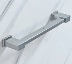 Grohe Essentials Cube Chrome Grip Bar